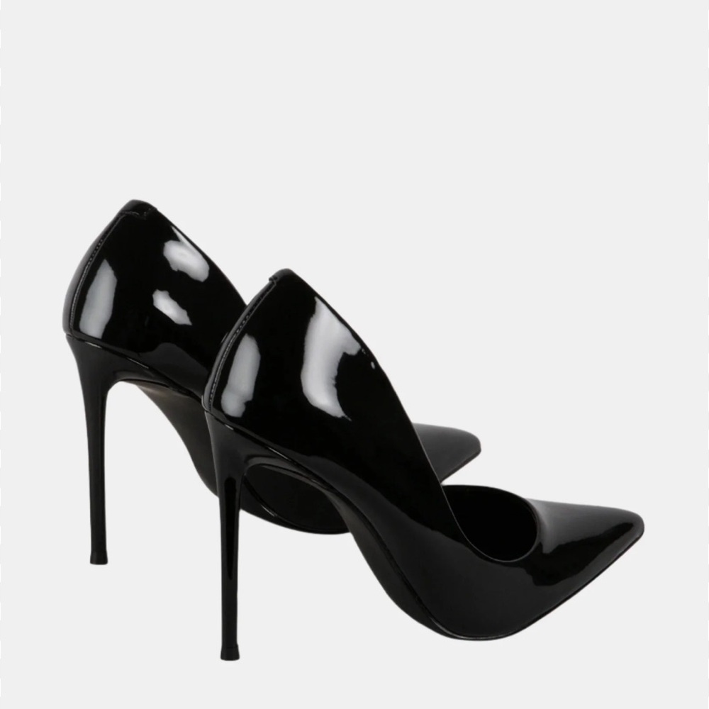 Women's Black Patent Pointed-Toe Pumps